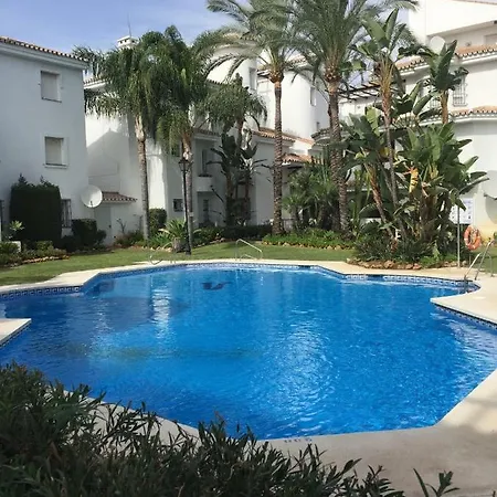 Beautiful 2 Bedroom @ Puerto Banus! Apartamento Marbella