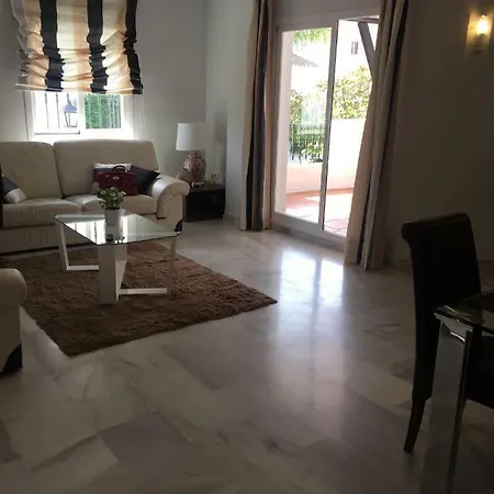 Beautiful 2 Bedroom @ Puerto Banus! Apartamento Marbella